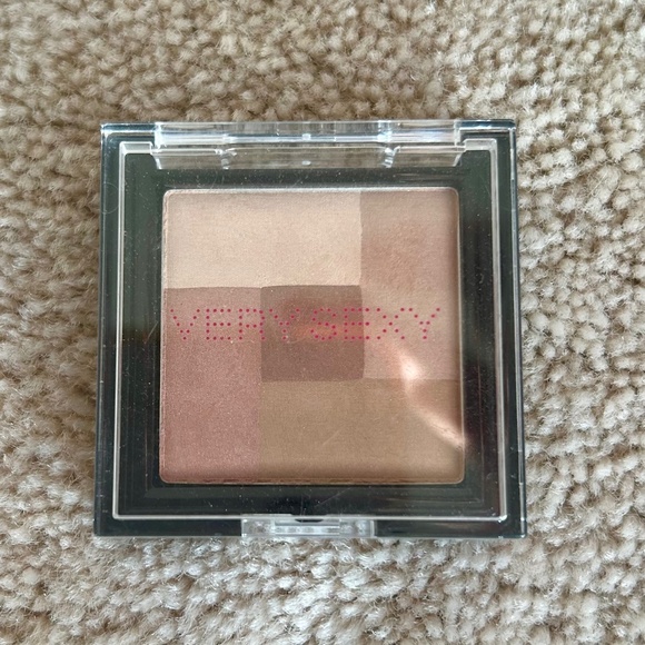 NWT Victoria’s Secret Mosaic Bronzer and Mosaic “Afterglow” Blush Duo 4.8g Each - Picture 1 of 4
